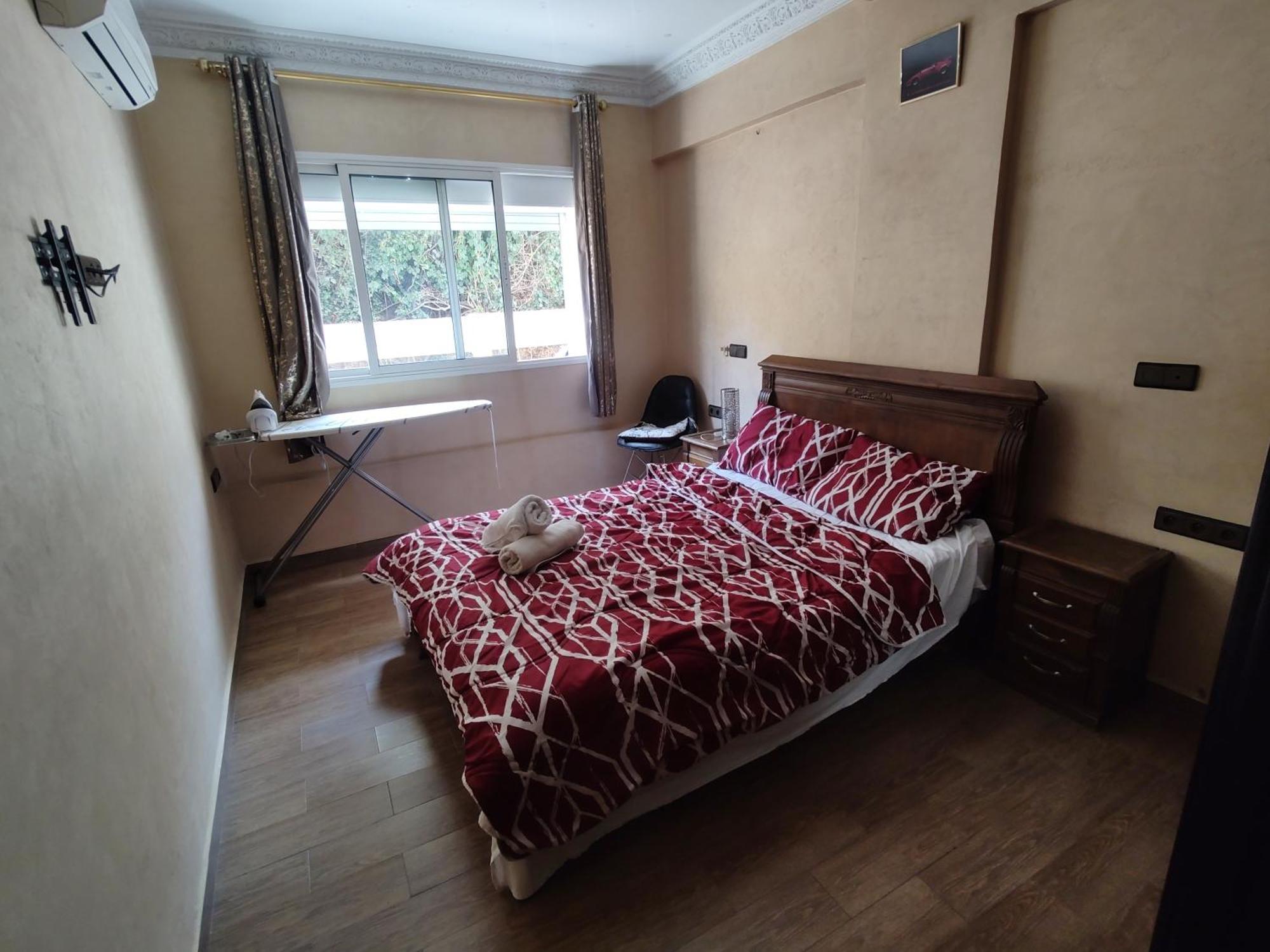Apartment Quiet Fully Furnished Great Location With Wifi *